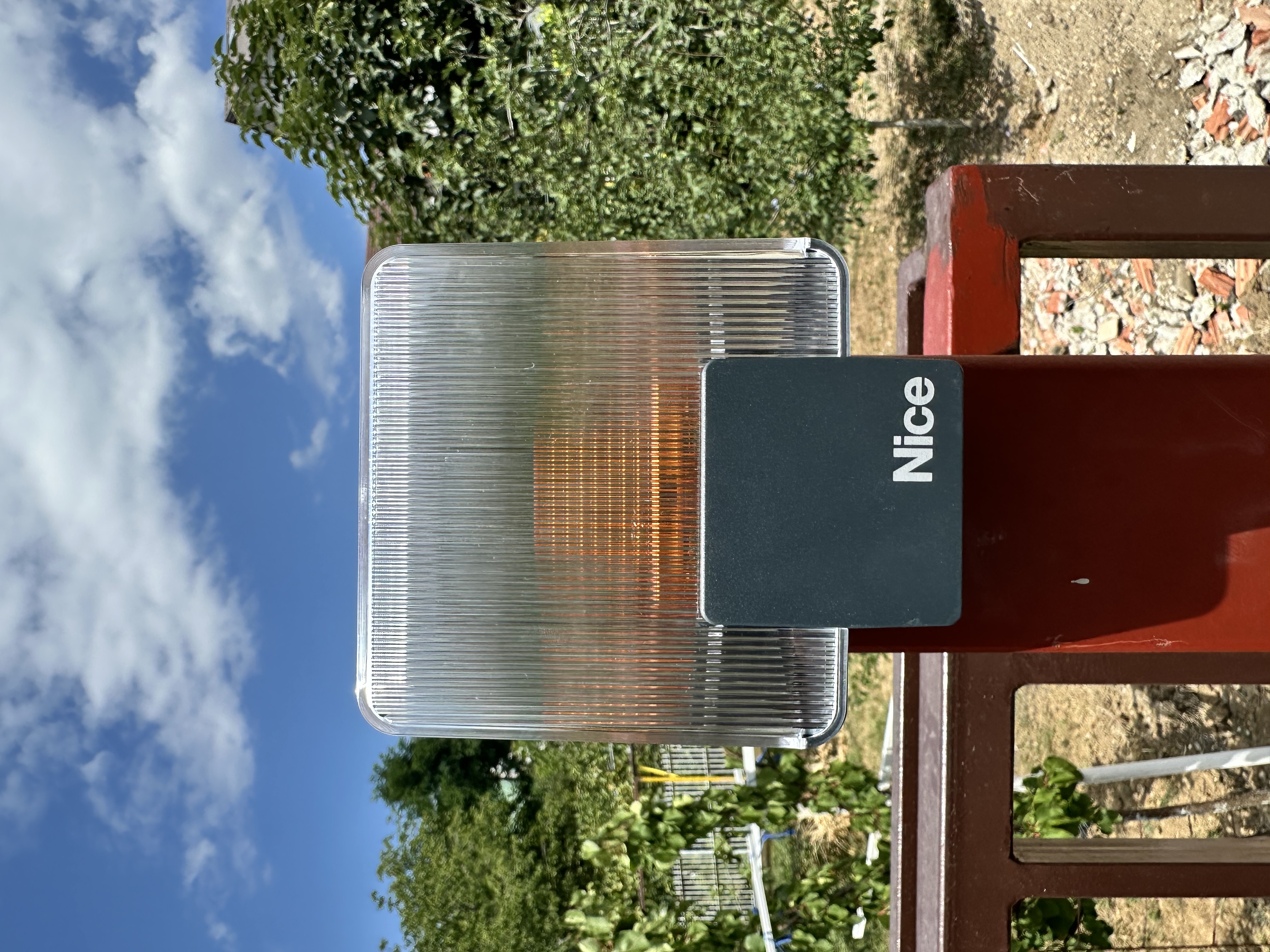 Nice signalna lampa za kapiju – Perić Sistemi